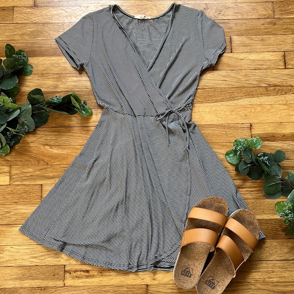 Rolla Coster Striped Faux Wrap Dress Size Medium